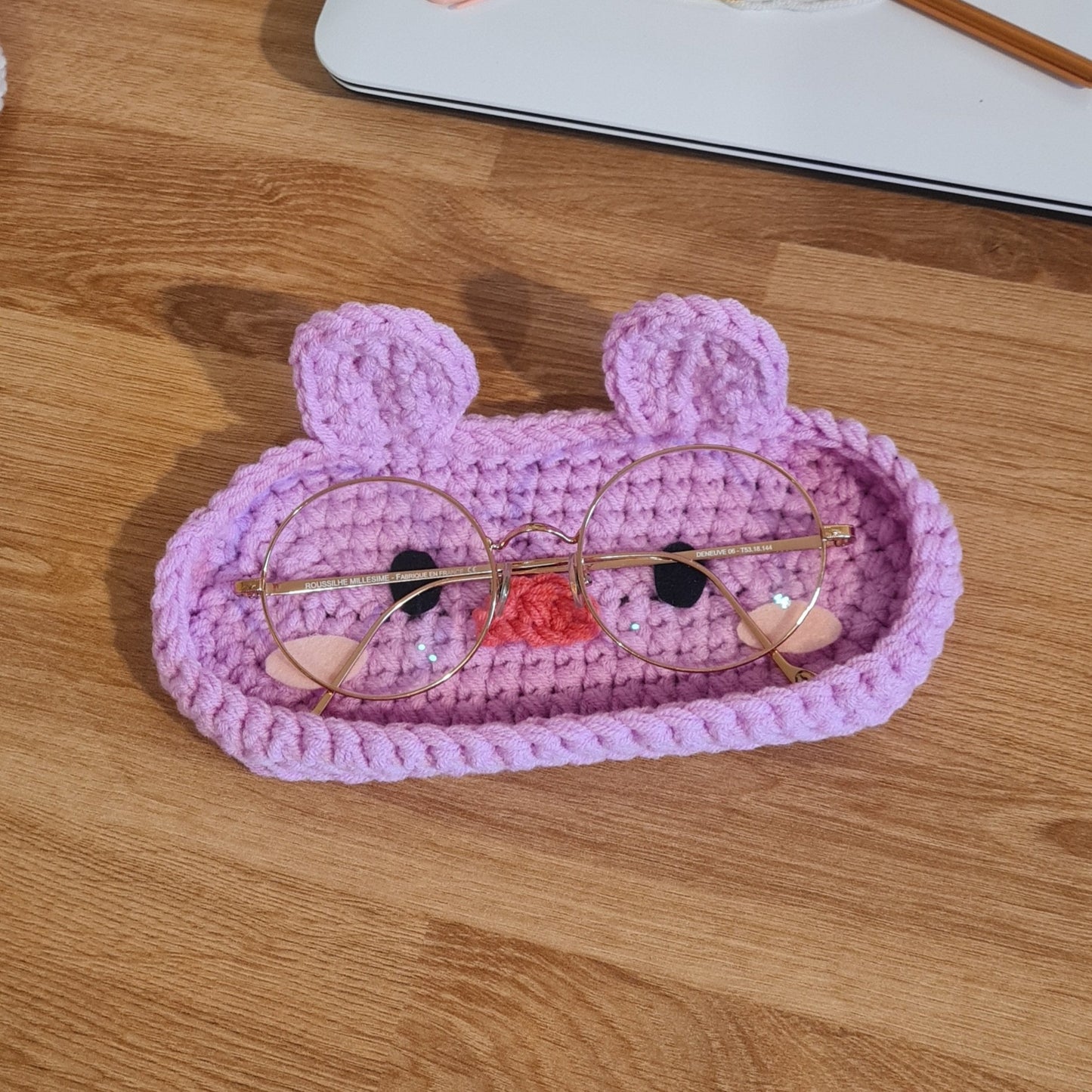 SKZOO glasses holder