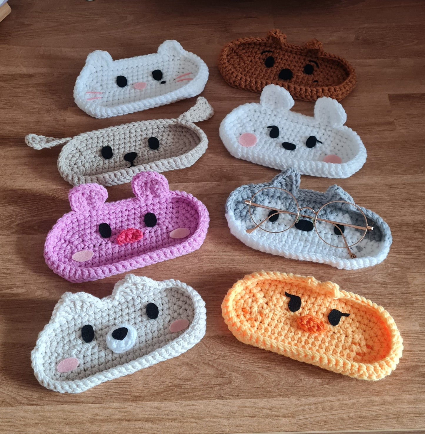 SKZOO glasses holder