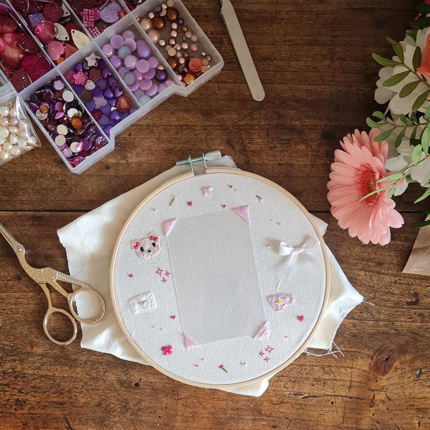Coquette photo frame